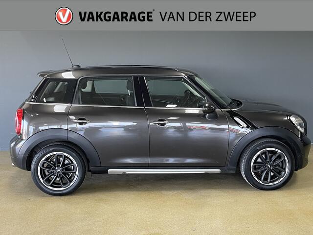 Mini COUNTRYMAN Mini 1.6 One Pepper | Navigatie | Elektrisch dak