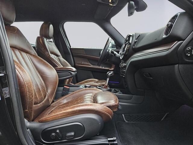 Mini COUNTRYMAN 2.0 S ALL4 Chili /Apple Carplay/Speciaal leder int./HUD/H&K Audio/Parkeersens. V+A/Stoel&Voorruitverw./Adapt. dempers/(MET GARANTIE*)