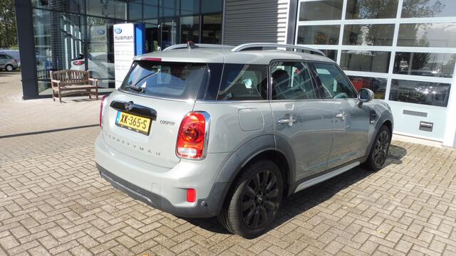Mini COUNTRYMAN Mini 1.5 Cooper Pepper Xenon Navi 18i lmv Harman/Kardon Headup Stoelpack 52.000,- nieuw