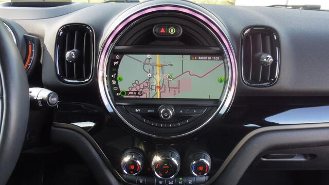 Mini COUNTRYMAN Mini 1.5 Cooper Pepper Xenon Navi 18i lmv Harman/Kardon Headup Stoelpack 52.000,- nieuw