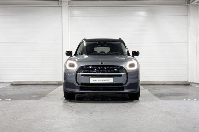 Mini COUNTRYMAN E | Classic Uitvoering | Pakket S | 19"JCW Runway Spoke Jet Black