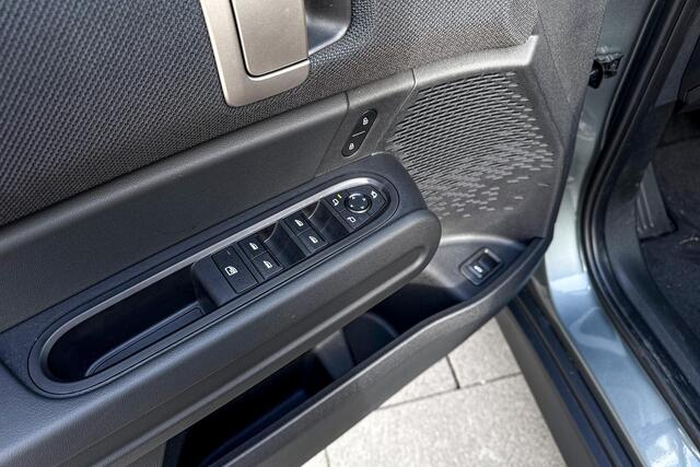 Mini COUNTRYMAN C Classic uitvoering | Trekhaak | Panoramadak | Head-Up Display