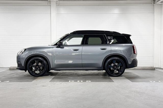 Mini COUNTRYMAN E | Classic Uitvoering | Pakket M | 19" JCW Runway Spoke Jet Black