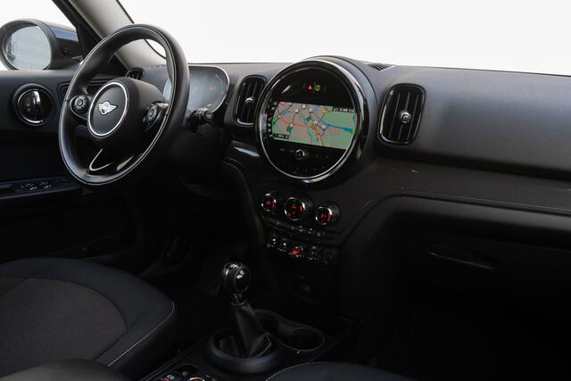 Mini COUNTRYMAN Mini 1.5 Business Edition Full led/ Navigatie/ Facelift/ Dab/ Climate control/ Carplay/ Pdc/ Cruise control