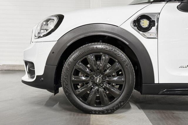 Mini COUNTRYMAN SE All4 | Panoramadak |18"Pin Spoke zwart | Achteruitrijcamera | Parkeersensoren | Apple CarPlay