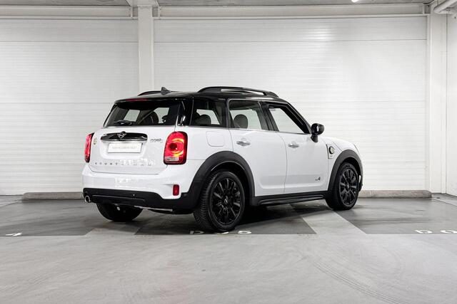 Mini COUNTRYMAN SE All4 | Panoramadak |18"Pin Spoke zwart | Achteruitrijcamera | Parkeersensoren | Apple CarPlay