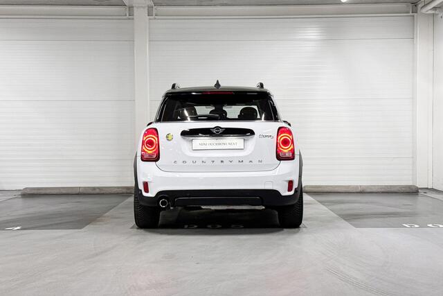Mini COUNTRYMAN SE All4 | Panoramadak |18"Pin Spoke zwart | Achteruitrijcamera | Parkeersensoren | Apple CarPlay