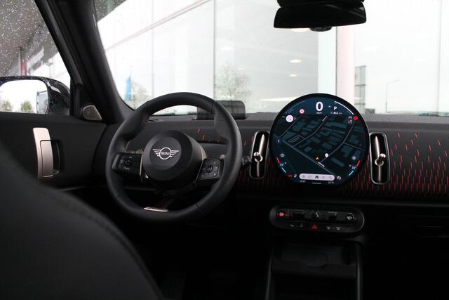 Mini COUNTRYMAN C Automaat / John Cooper Works / Pakket L / 20" JCW Flag Spoke 2-tone