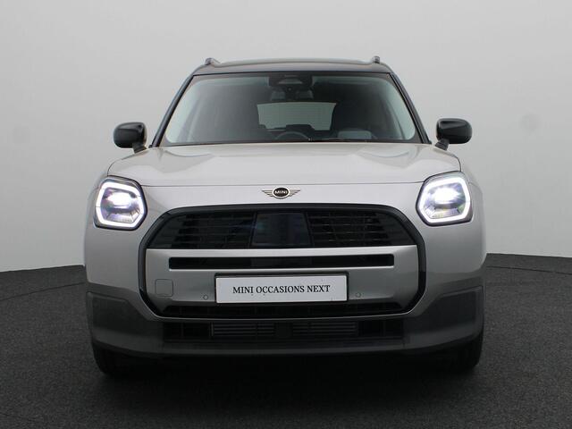 Mini COUNTRYMAN Favoured Pakket M + Glazen panoramadak + Parking Assistant + Driving Assistant + Comfort Access + 18'' + Led