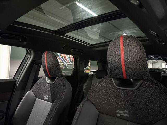 Mini COUNTRYMAN C | John Cooper Works Uitvoering | Pakket M | 19" Runway Spoke Jet Black