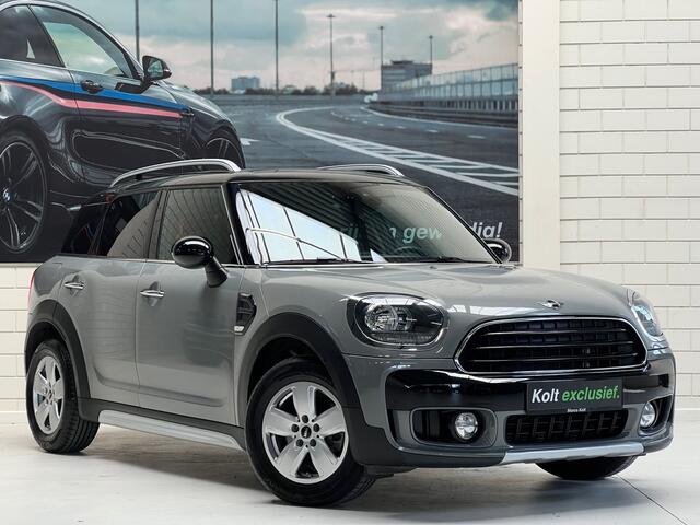 Mini COUNTRYMAN Mini 1.5 Cooper Chili Turbo 136 PK / Airco / 17" LM Velgen / Park Sensors / Privacy Glas / Roofrails / Trekhaak / Hoge Instap!