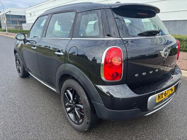 Mini COUNTRYMAN 1.6 COOPER PEPPER