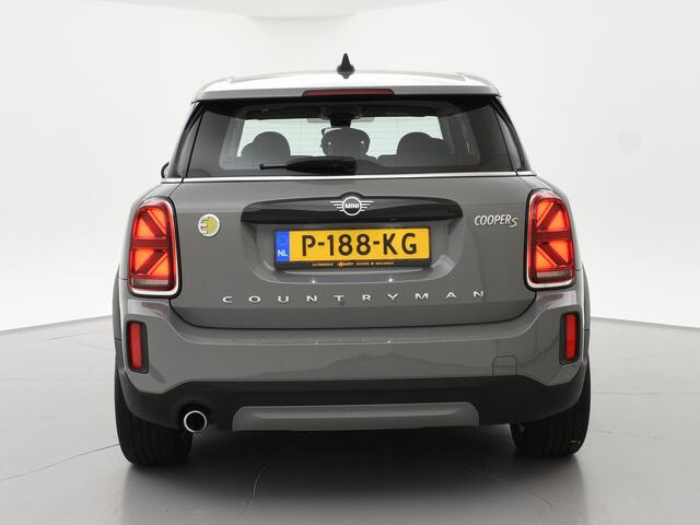 Mini COUNTRYMAN Mini 2.0 COOPER S E ALL4 PLUG-IN HYBRID 220 PK MOONWALK GREY + UNION JACK ACHTERLICHTEN | LED