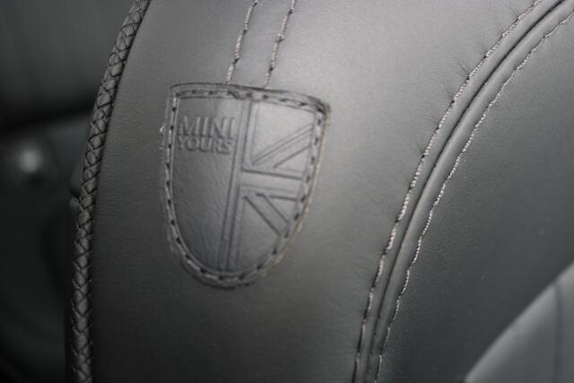 Mini COUNTRYMAN Mini 2.0 Cooper S E ALL4 (Panoramadak Sportleder Navi/Camera Carplay HarmanKardon HeadUp Keyless Full-Led 18InchLMV PrivacyGlass Pdc V+A)