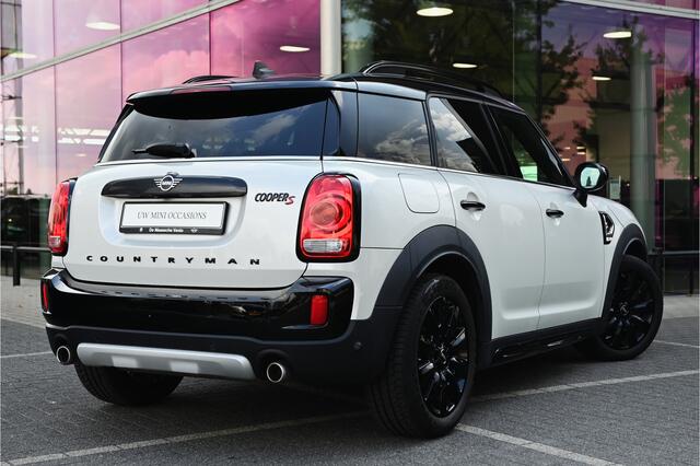 Mini COUNTRYMAN Cooper S Chili Automaat / Panoramadak / Achteruitrijcamera / Head-Up / LED / Park Assistant / Stoelverwarming / Comfort Access