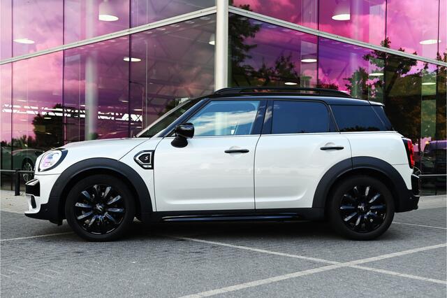 Mini COUNTRYMAN Cooper S Chili Automaat / Panoramadak / Achteruitrijcamera / Head-Up / LED / Park Assistant / Stoelverwarming / Comfort Access