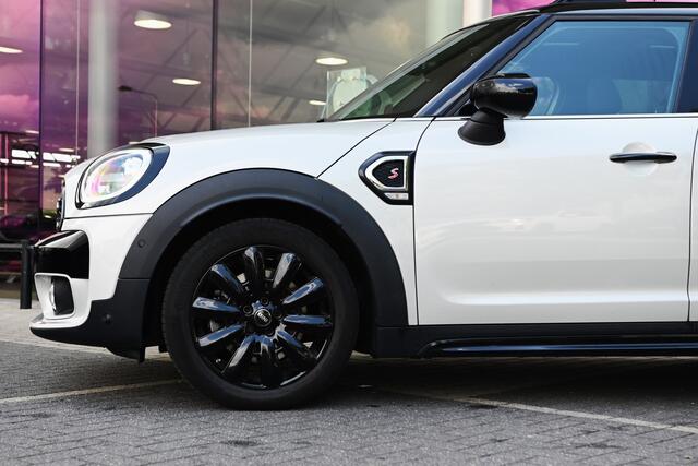 Mini COUNTRYMAN Cooper S Chili Automaat / Panoramadak / Achteruitrijcamera / Head-Up / LED / Park Assistant / Stoelverwarming / Comfort Access