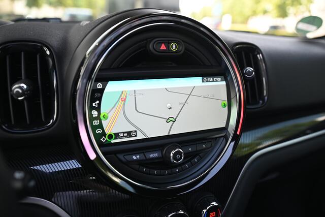 Mini COUNTRYMAN Cooper S Chili Automaat / Panoramadak / Achteruitrijcamera / Head-Up / LED / Park Assistant / Stoelverwarming / Comfort Access