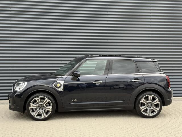 Mini COUNTRYMAN 2.0 Cooper SE ALL4 MINI Yours Pano/Leder/Camera/Stoel+stuur warm