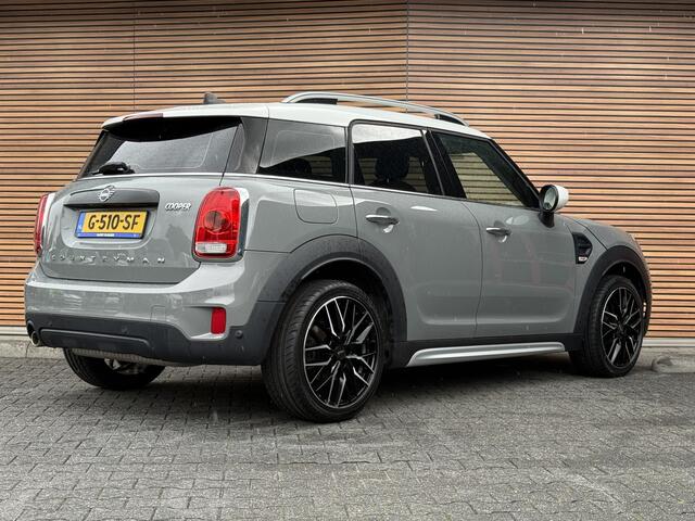 Mini COUNTRYMAN Mini 1.5 Cooper Business Edition Navi / Clima / Telefoon / Lm Velgen / PDC Achter
