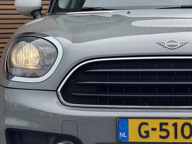 Mini COUNTRYMAN Mini 1.5 Cooper Business Edition Navi / Clima / Telefoon / Lm Velgen / PDC Achter