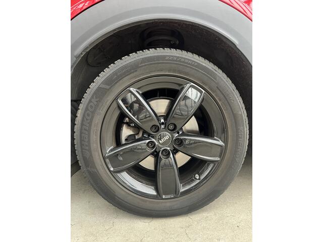 Mini COUNTRYMAN Mini 1.5 Cooper ALL4 | AUTOMAAT | LEDER | CARPLAY/ANDROID | CAMERA | NAVI | CRUISE CONTROL | CLIMATE CONTROL | PDC V+A | LMV 17'' | STOELVERWARMING | LED | BLUETOOTH