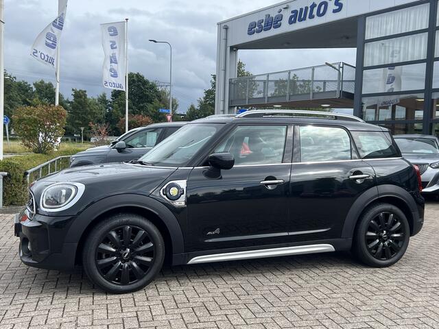 Mini COUNTRYMAN Mini 2.0 Cooper S E ALL4 Navigatie Panoramdak Sportstoelen Leder Stoel + Stuurverwarming Carplay Keyless Clima Camera Plug In Hybride