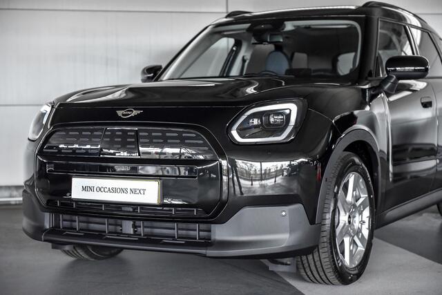 Mini COUNTRYMAN E Classic XS 66.5 kWh MINI Countryman E Classic 66.5 kWh | Pakket M | Dak in carrosseriekleur | Selections