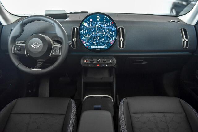 Mini COUNTRYMAN E Classic XS 66.5 kWh MINI Countryman E Classic 66.5 kWh | Pakket M | Dak in carrosseriekleur | Selections