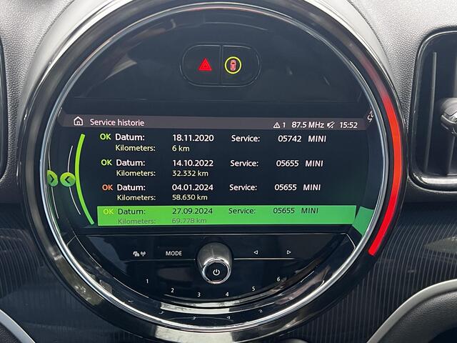 Mini COUNTRYMAN Mini 2.0 Cooper S E ALL4 Chili / EAER 50 km / Schuif-/kanteldak / Elektrische achterklep / Cruise control / Stoelverwarming / Voorruit verwarming / Navigatie / Head up display