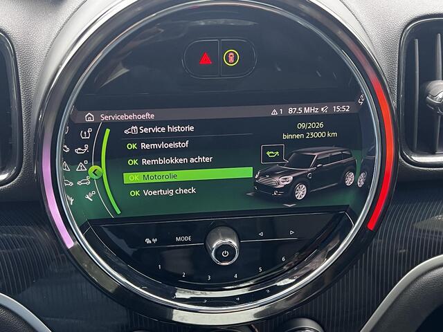 Mini COUNTRYMAN Mini 2.0 Cooper S E ALL4 Chili / EAER 50 km / Schuif-/kanteldak / Elektrische achterklep / Cruise control / Stoelverwarming / Voorruit verwarming / Navigatie / Head up display