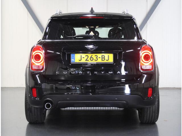 Mini COUNTRYMAN Mini 136PK Cooper Pepper | 1ste eigenaar | HarmanKardon | Armsteun | Climate Control | Cruise Control | 18"LMV | Navigatie | FULL LED | Parkeersensoren VOOR+Achter | Sfeerverlichting | Isofix |