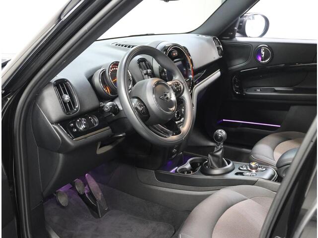 Mini COUNTRYMAN Mini 136PK Cooper Pepper | 1ste eigenaar | HarmanKardon | Armsteun | Climate Control | Cruise Control | 18"LMV | Navigatie | FULL LED | Parkeersensoren VOOR+Achter | Sfeerverlichting | Isofix |