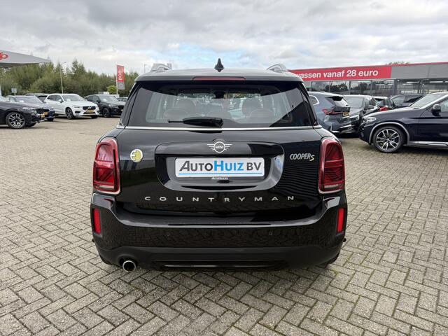 Mini COUNTRYMAN Mini 2.0 Cooper S E ALL4 Classic Leer Cruise Control Navigatie Carplay PDC Stoelverwarming Voorruitverwarming