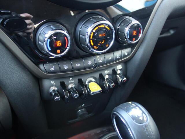 Mini COUNTRYMAN Mini 2.0 Cooper S E ALL4 Pepper | 225 PK | NAVIGATIE |