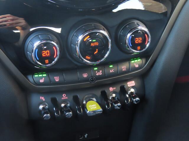 Mini COUNTRYMAN Mini 2.0 Cooper S E ALL4 Chili *Leder*Navigatie*Camera*LED*