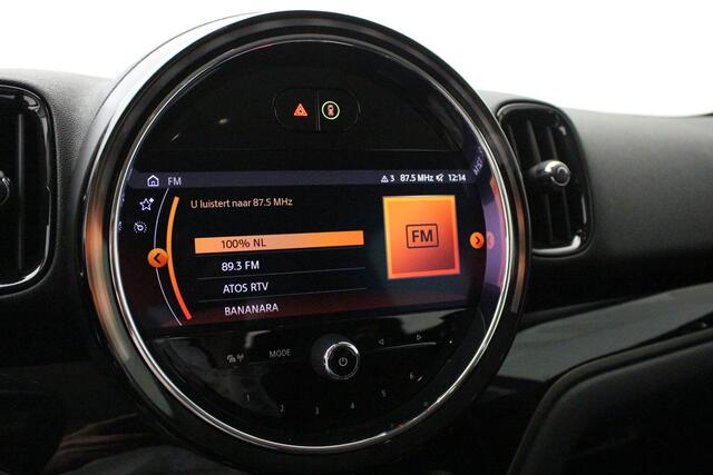 Mini COUNTRYMAN Cooper SE ALL4 | 2 jaar MINI Garantie! | Sage Green | Navi | Apple CarPlay | Plugin Hybride |