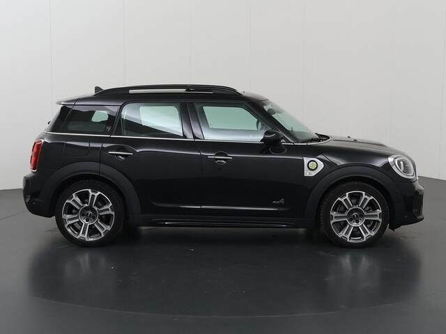 Mini COUNTRYMAN Mini 2.0 Cooper S E ALL4 MINI Yours | HUD | Sportstoelen | Groot Navigatie | Ele. verstelbare stoelen + Geheugen | Camera | DAB | Stoelverwarming | Panoramadak | Adaptieve Cruise Control | Harman/Kardon |