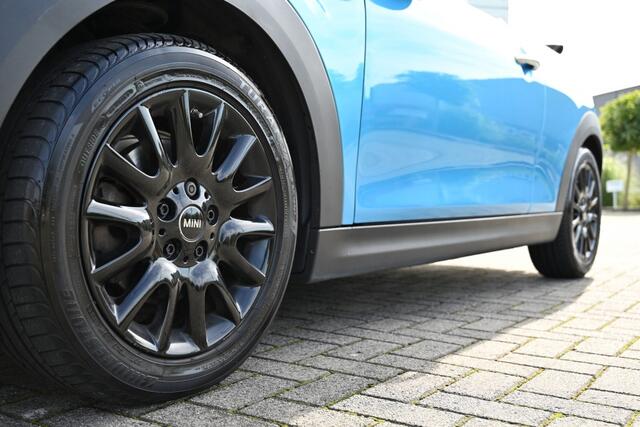 Mini Cabrio Chili 1.5 Cruise Navi Dealer onderhouden