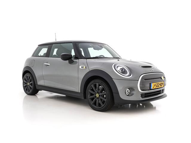 Mini Electric Mini Essential 33 kWh [3-Fase] (INCL-BTW) *FULL-LED | VIRTUAL-COCKPIT | 1/2-LEDER | CAMERA | KEYLESS | SPORT-SEATS | NAVI-FULLMAP | AMBIENT-LIGHT | DAB | CRUISE | SPORT-SEATS | 17"ALU*