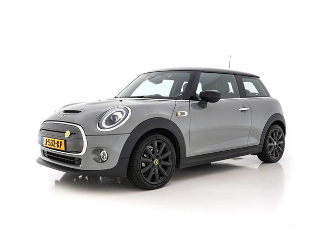 Mini Electric Mini Essential 33 kWh [3-Fase] (INCL-BTW) *FULL-LED | VIRTUAL-COCKPIT | 1/2-LEDER | CAMERA | KEYLESS | SPORT-SEATS | NAVI-FULLMAP | AMBIENT-LIGHT | DAB | CRUISE | SPORT-SEATS | 17"ALU*