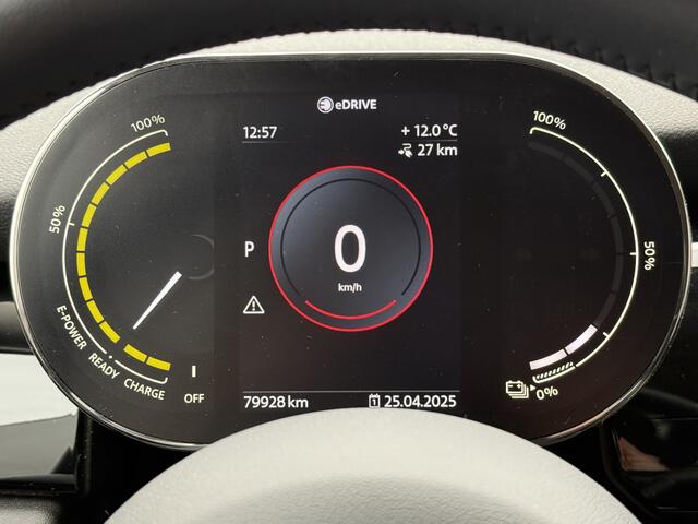 Mini Electric Mini BWJ 2021 Classic 33 kWh VIRTUAL COCKPIT / CLIMA / NAVI / CRUISE / BLUETOOTH / LMV 16 INCH / MULTIFUNCT. STUUR