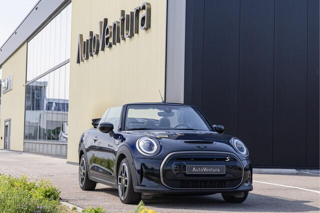 Mini Electric Mini Cabrio MINI Yours 33 kWh Camera + Pdc l Adapt. Cruise l 1 of 999 l Elektrisch l Harman Kardon