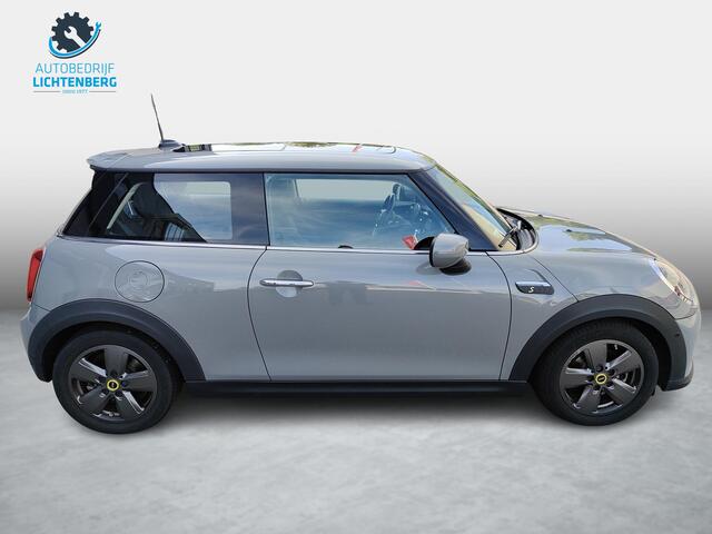 Mini Electric Mini Essential 33 kWh PANO / Stoelverw. / HUD