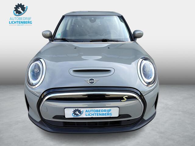 Mini Electric Mini Essential 33 kWh PANO / Stoelverw. / HUD