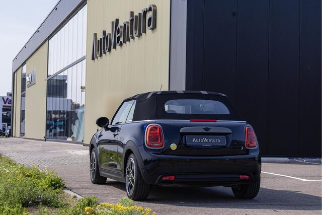 Mini Electric Cabrio Mini MINI Yours 33 kWh | Electrisch | Camera + Pdc l Adapt. Cruise l 1 of 999 l Harman Kardon