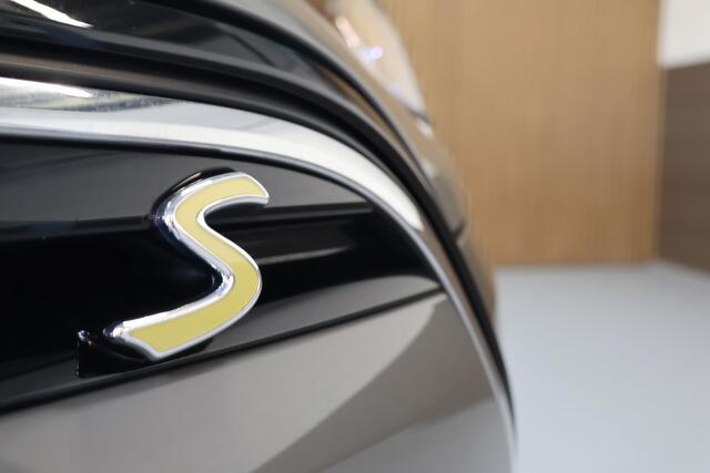 Mini Electric Mini Cooper SE 33 kWh LED/Navi Plus/Apple CarPlay/Sfeer/DAB/16"