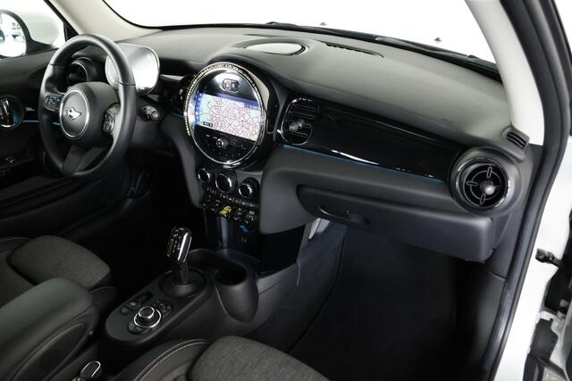 Mini Electric Mini Essential 33 kWh / Navi / CarPlay / ACC / Cam / LED