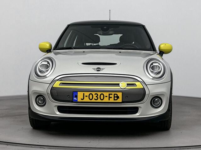 Mini Electric Mini Charged 33 kWh 184PK | Harman Kardon Audio | Head-Up Display | Lederen Bekleding | Stoelverwarming | Achteruitrijcamera | BTW Auto