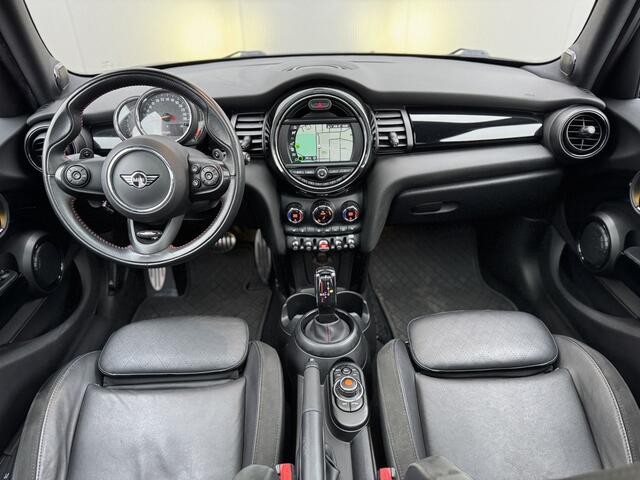 Mini John Cooper Works Mini 2.0 S Chili JCW 5-deurs | Panorama | Harman Kardon | Keyless